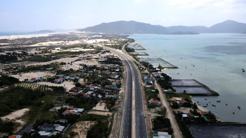Vạn Ninh.jpg