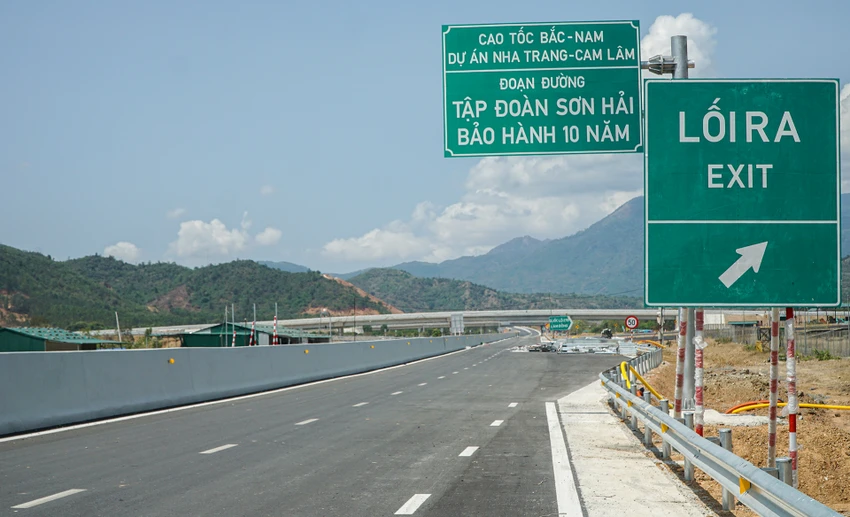 cao tốc.jpg