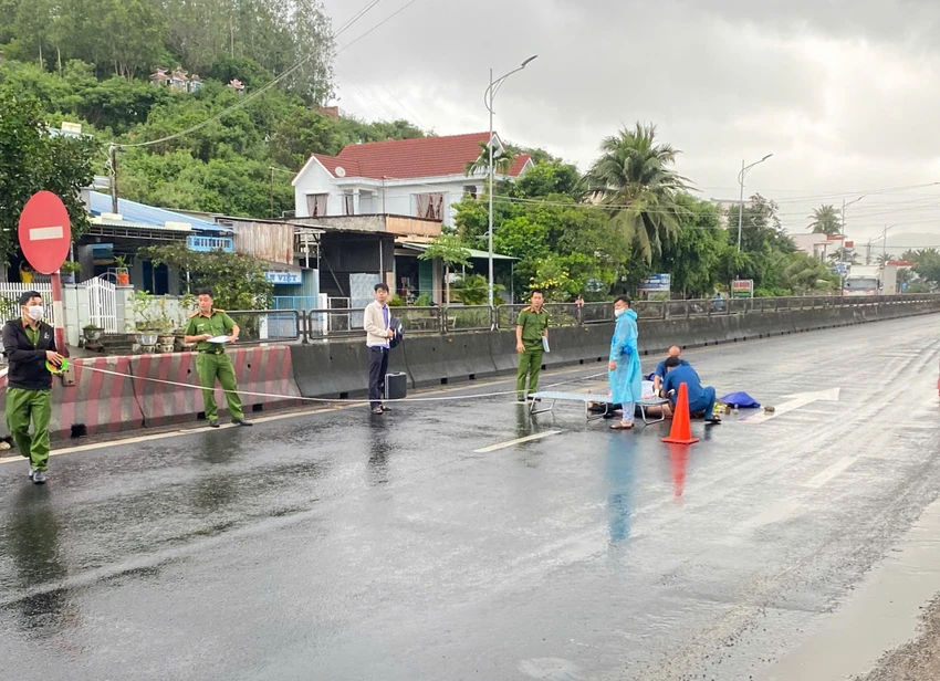 Rời khỏi hiện trường.jpg