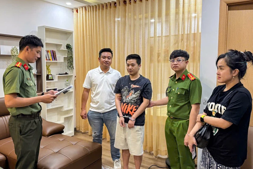 truy nã quốc tế.jpg