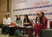 Tố quấy rối tình dục xong bị gièm pha, dè bỉu