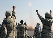 Iran cảnh báo chiến tranh sẽ phá hủy mọi thứ ông Trump có
