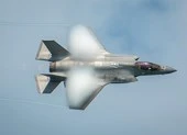 Mỹ phát triển tên lửa mới có thể 'hạ' J-20 của TQ
