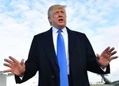 Ông Trump lại bất ngờ tuyên bố áp thuế hàng hóa Trung Quốc