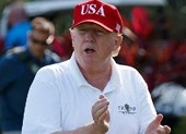 Xả súng liên hoàn ở Mỹ: Ông Trump vẫn đi chơi gôn