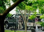 Ông Obama 'kẹt' trong Nhà Trắng bị phong tỏa vì vật thể lạ