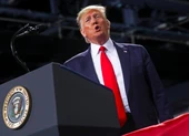 Bao nhiêu người Mỹ muốn ông Trump bị phế truất sau luận tội? 