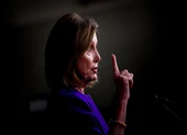 Bà Pelosi cáo buộc ông Trump 'che đậy' bằng chứng luận tội 