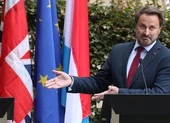 Thủ tướng Anh Boris Johnson bị thủ tướng Luxembourg chế diễu