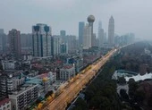 Chống COVID-19 hai tháng, Trung Quốc 'bốc hơi' 185 tỉ USD
