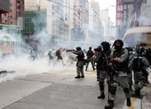 Hàng ngàn người Hong Kong biểu tình phản đối dự luật an ninh