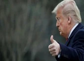 Ông Trump ký gia hạn lệnh cấm sử dụng thiết bị của Huawei