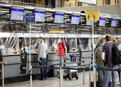 EU mở cửa sau dịch, nhưng vẫn cấm người Mỹ
