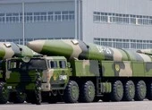 Trung Quốc phóng 2 tên lửa ra Biển Đông, cảnh cáo Mỹ