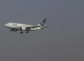 Mỹ cấm hãng bay Pakistan liên quan vụ dùng bằng giả
