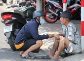 Tình người miền Tây trong dịch COVID-19