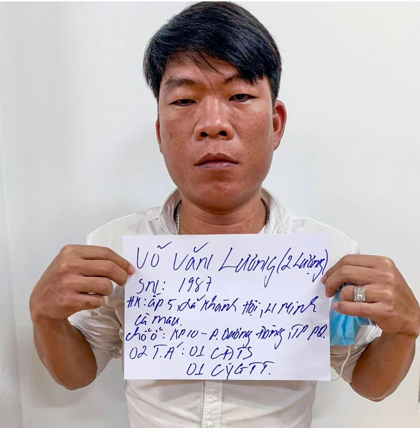 Võ Văn Lương (tức Hai Lượng) từng có hai tiền án về tội cưỡng đoạt tài sản và cố ý gây thương tích, vừa ra tù được vài tháng. Ảnh: DIỄM HẰNG Võ Văn Lương (tức Hai Lượng) từng có hai tiền án về tội cưỡng đoạt tài sản và cố ý gây thương tích, vừa ra tù được vài tháng. Ảnh: DIỄM HẰNG