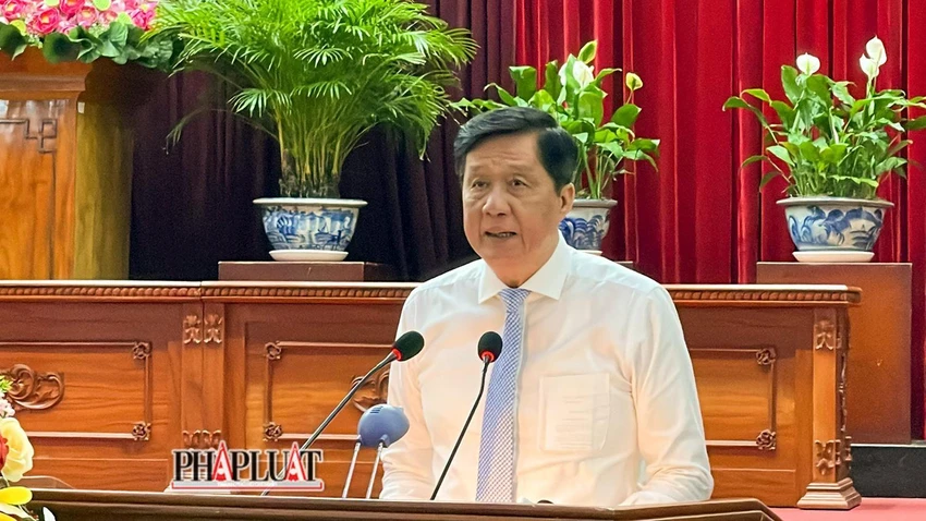 Ông Phạm Văn Hiểu, Phó Bí thư Thường trực Thành ủy, Chủ tịch HĐND TP Cần Thơ phát biểu tại Lễ trao giải. Ảnh: CHÂU ANH