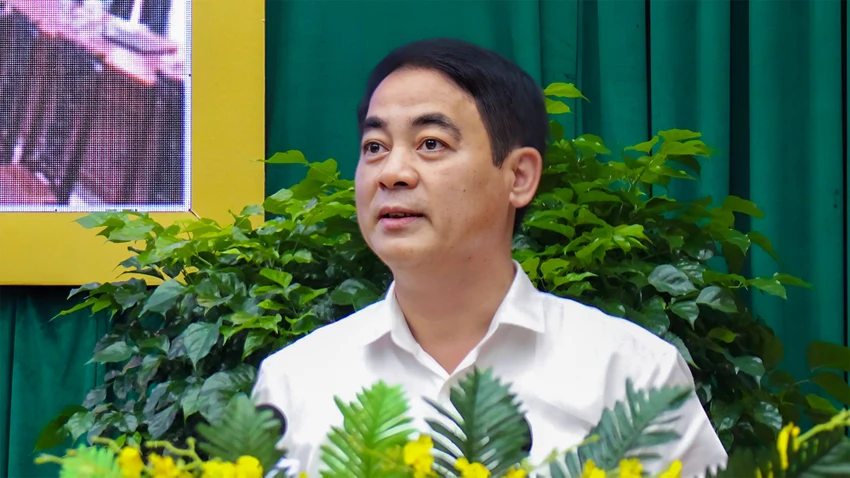 Tình trạng đi trễ, về sớm, làm việc riêng trong giờ làm việc ở Hậu Giang giảm