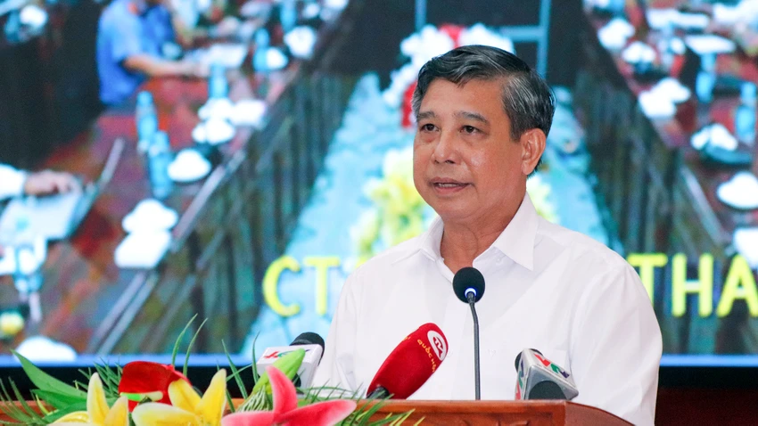 chu-tich-quoc-hoi-tiep-xuc-cu-tri-tinh-hau-giang-18.jpg
