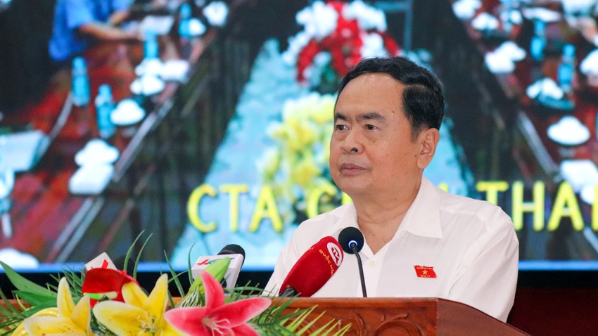 chu-tich-quoc-hoi-tiep-xuc-cu-tri-tinh-hau-giang-21.jpg