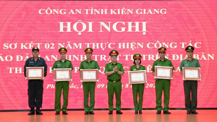 phu-cuoc-cong-an-tinh-kien-giang-1.jpg
