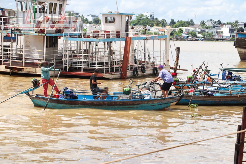 TP Cần Thơ đề nghị chấn chỉnh tình trạng đò ngang không phép ở bến Ninh Kiều