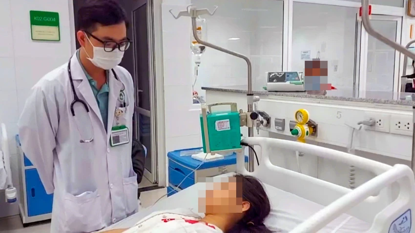 Kiên Giang: Thêm 7 học sinh ở huyện đảo Kiên Hải nghi bị ngộ độc thực phẩm