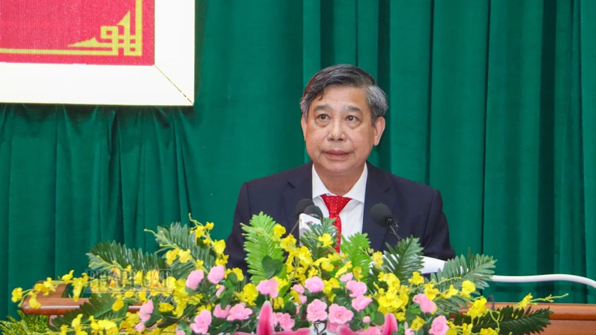trao-quyet-dinh-bi-thu-tinh-uy-hau-giang-2.jpg