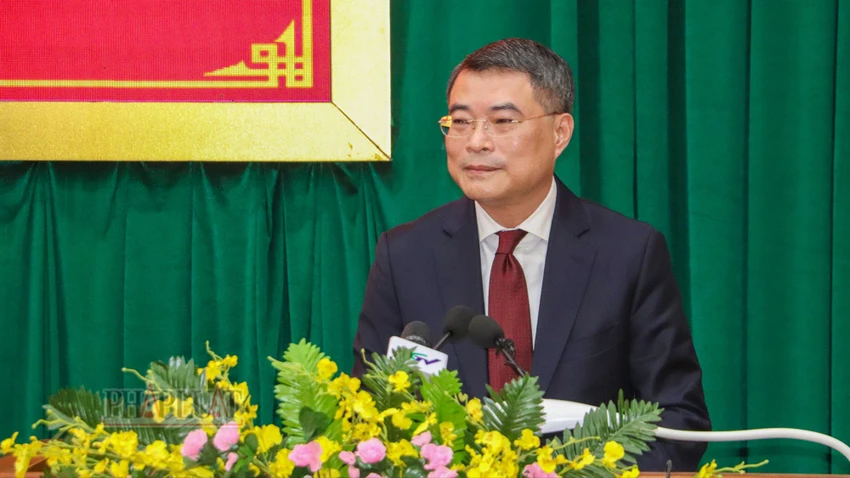 trao-quyet-dinh-bi-thu-tinh-uy-hau-giang-4.jpg