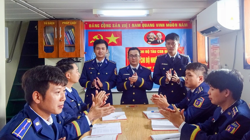 vung-canh-sat-bien-4-dai-hoi-chi-bo-1.jpg