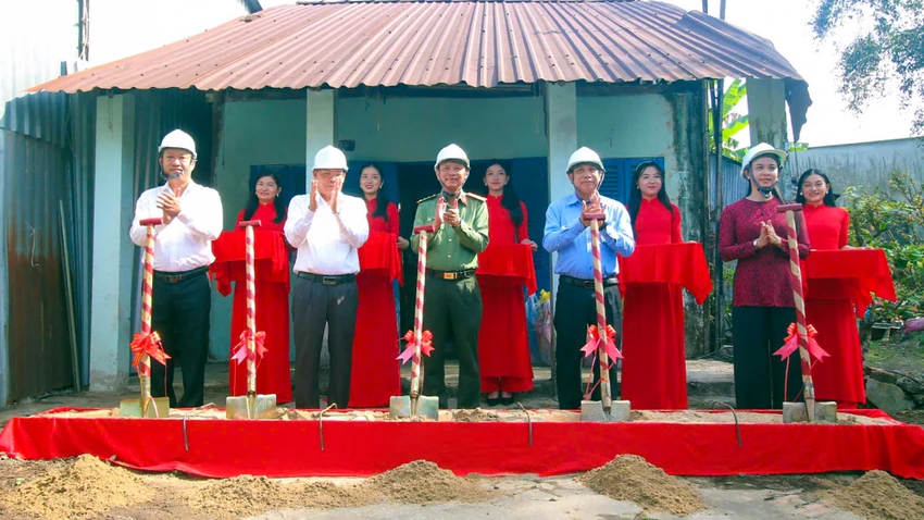 Tỉnh Hậu Giang khởi công Chương trình 'Xóa nhà tạm, nhà dột nát'