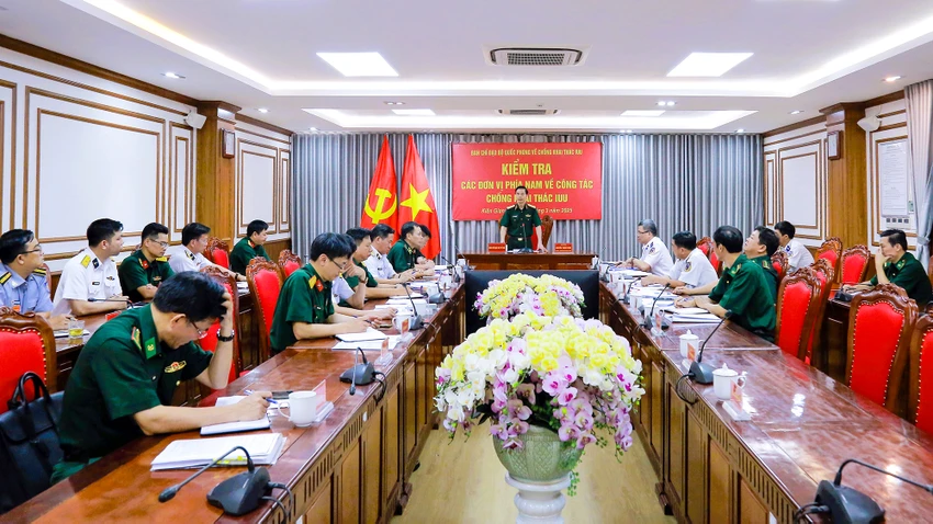 Bộ Quốc phòng kiểm tra các đơn vị phía Nam về công tác phòng chống khai thác IUU