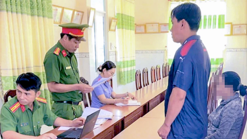 tinh-hau-giang-sach-giao-khoa-gia-CAHG.jpg