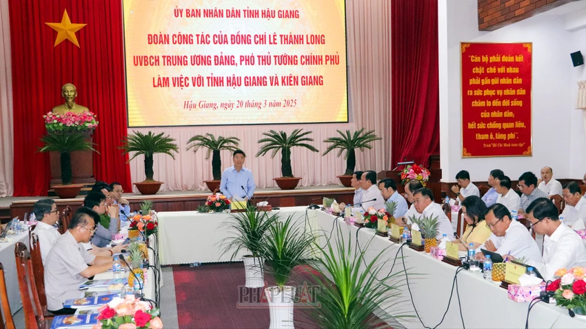 pho-thu-tuong-le-thanh-long-lam-viec-hau-giang.jpg