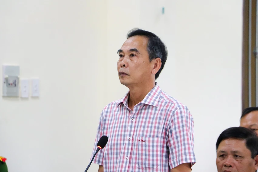 tand-tp-can-tho-xu-vu-cum-dan-cu-vuot-lu-cay-duong-3.jpg