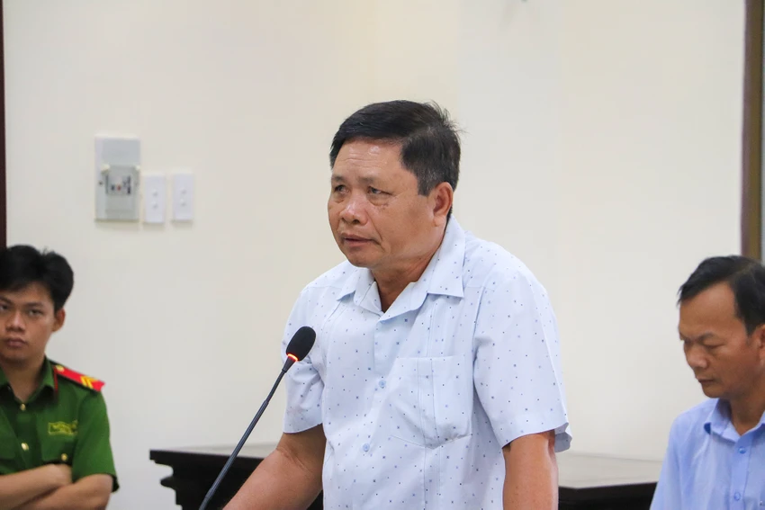 Xử vụ cụm dân cư vượt lũ