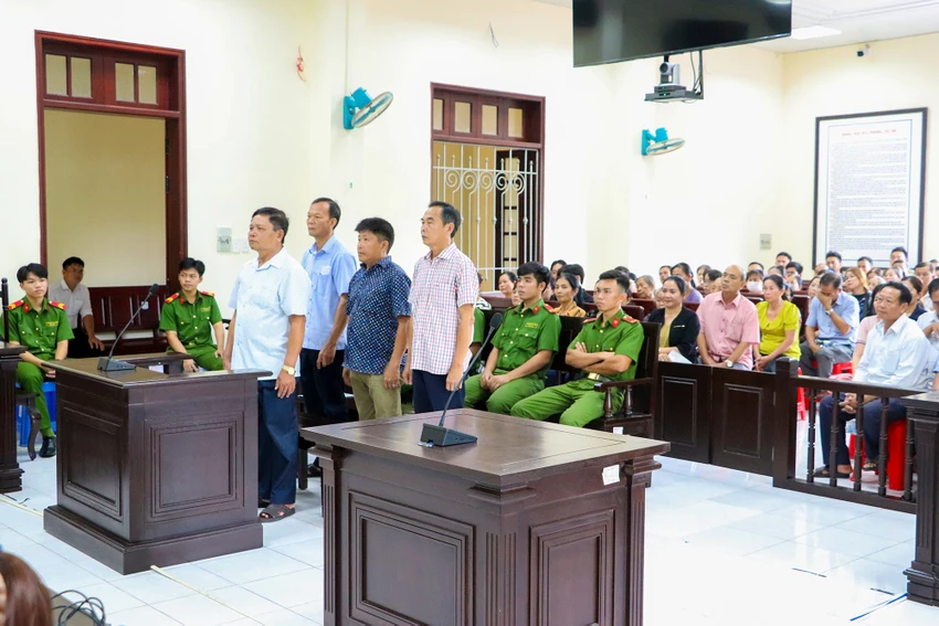 tand-tp-can-tho-xu-vu-cum-dan-cu-vuot-lu-cay-duong-6.jpg