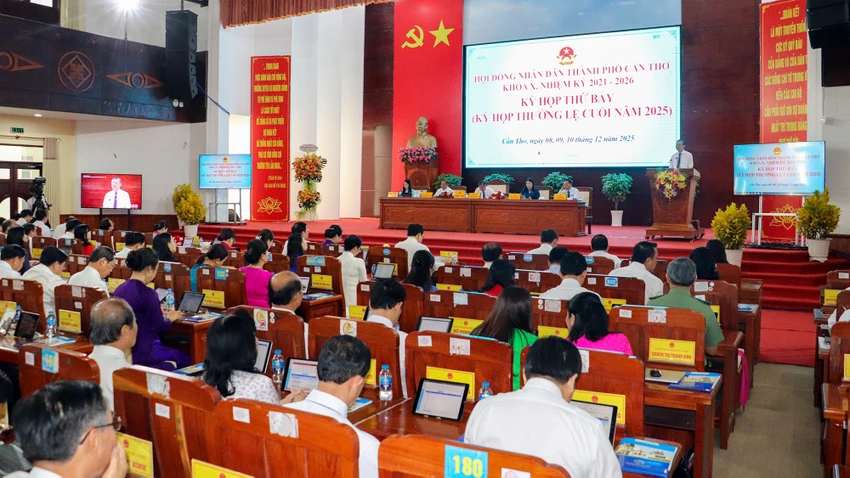 truong-canh-tuyen-chu-tich-ubnd-can-tho-6.jpg