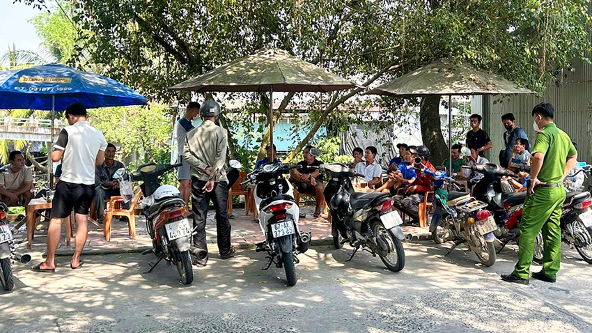 an-giang-da-ga.jpg