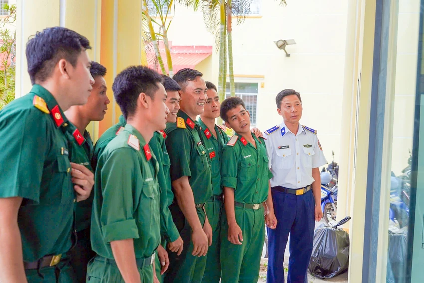 bau-cu-dai-bieu-quoc-hoi-tho-chau-an-giang.jpg