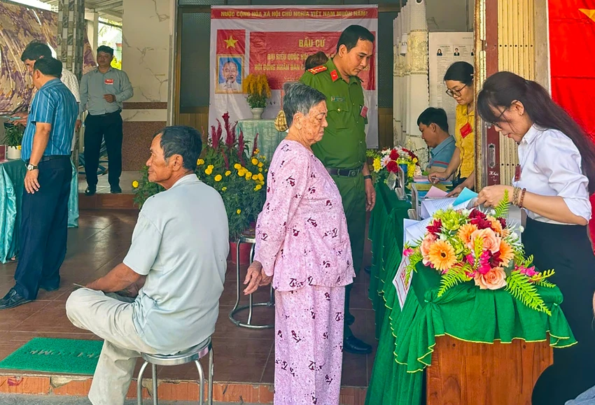 bau-cu-tho-chau-an-giang-1.jpg