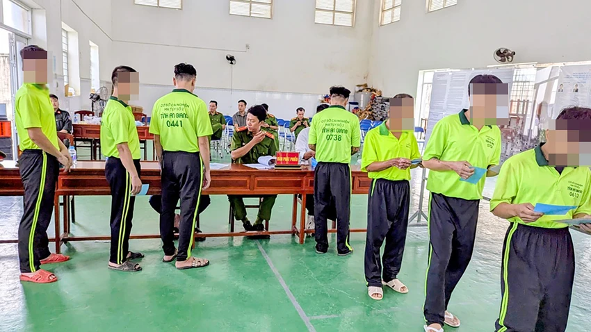 bau-cu-co-so-cai-nghien-an-giang-15.jpg