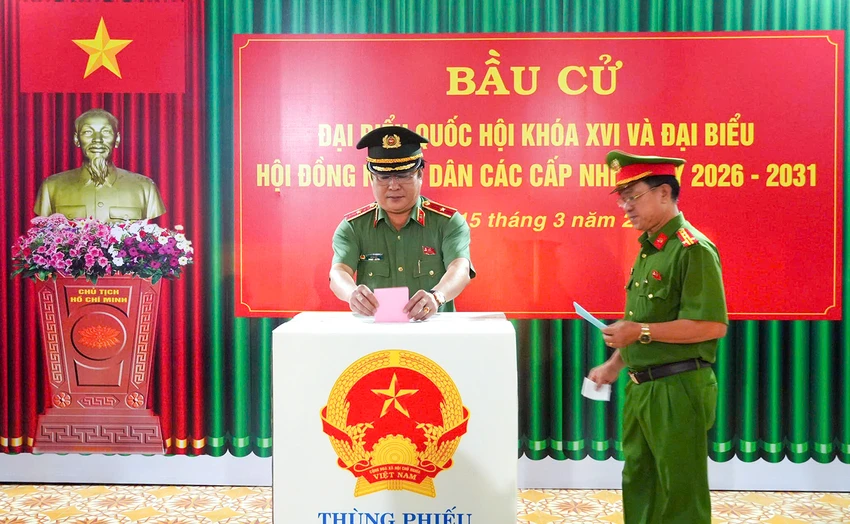 bau-cu-dong-thap-1.jpg