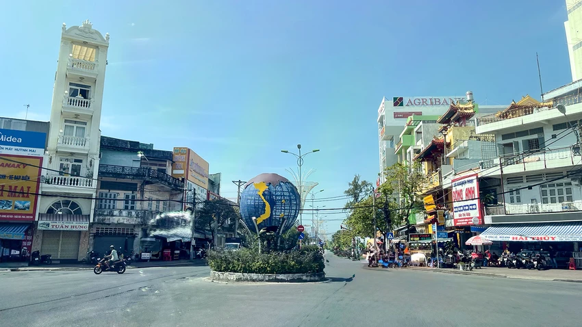 minh-minh-hoa-ca-mau.jpg