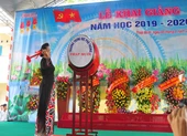 Chủ tịch QH Nguyễn Thị Kim Ngân dự khai giảng tại Đồng Tháp