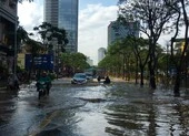17 người thương vong do mưa đá, giông lốc