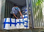  Người Đà Nẵng thuê xe tải, đội nắng mua vải thiều hỗ trợ nông dân Bắc Giang