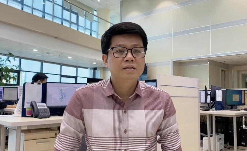 Ông Nguyễn Hữu Thành Phó Trưởng phòng Dự báo Thời tiết Trung tâm Dự báo Khí tượng thuỷ văn quốc gia. Ảnh: AH Ông Nguyễn Hữu Thành Phó Trưởng phòng Dự báo Thời tiết Trung tâm Dự báo Khí tượng thuỷ văn quốc gia. Ảnh: AH