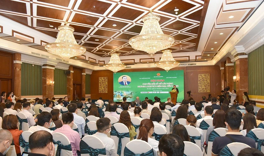 Quang cảnh hội thảo. Quang cảnh hội thảo.